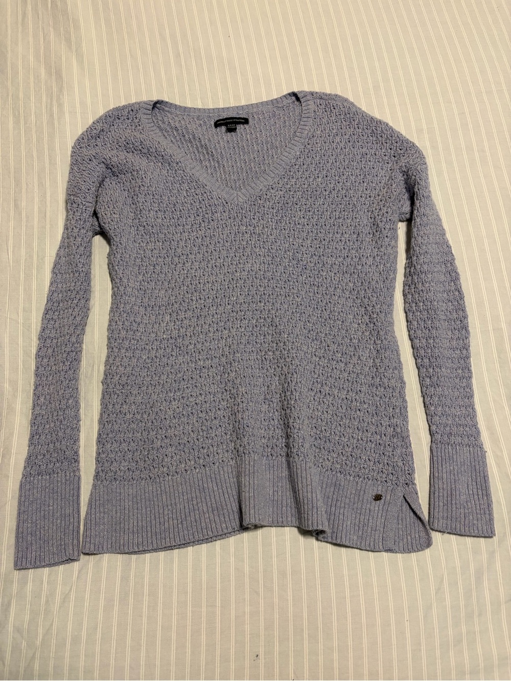 American Eagle Outfitters Light Blue V-Neck Knit Sweater